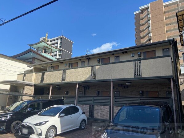 グランシャンブルの物件外観写真